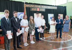 Zakończenie roku 202122 na sali gimnastycznej