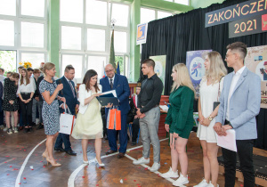 Zakończenie roku 202122 na sali gimnastycznej