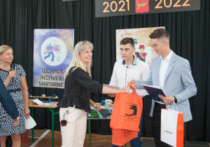 Nagrody za wyniki w nauce od firmy NOWAK