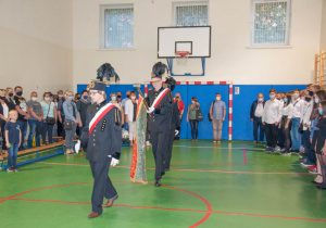 Przemarsz pocztu sztandarowego