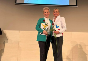 Nauczyciele w trakcie rozdania nagród Prezydent Miasta H.Zdanowskiej