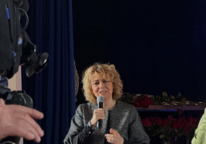 Prezydent Hanna Zdanowska podczas wręczenia nagród