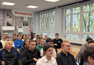 Uczniowie podczas szkolenia IMMERGAS