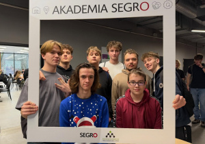 Uczniowie podczas konkursu Akademia Segro
