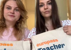 Z torbami Teachers Academy